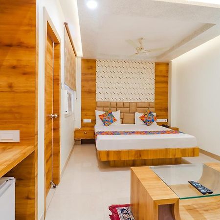 Fabhotel Holiday Grand パトナー エクステリア 写真